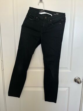 J. Crew Black Skinny Jeans - Slim Fit
